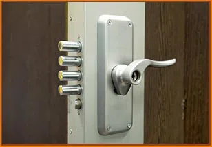 San Jose Locksmith Store San Jose, CA 408-461-3468 - 7-entry-door-lock